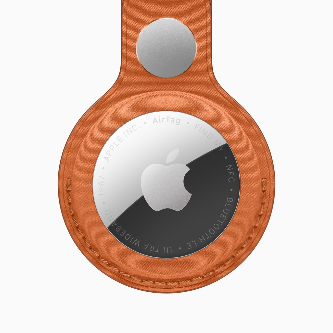 2026年発表のファインウーブンキーリング装着例。キーリングは別売(Apple)