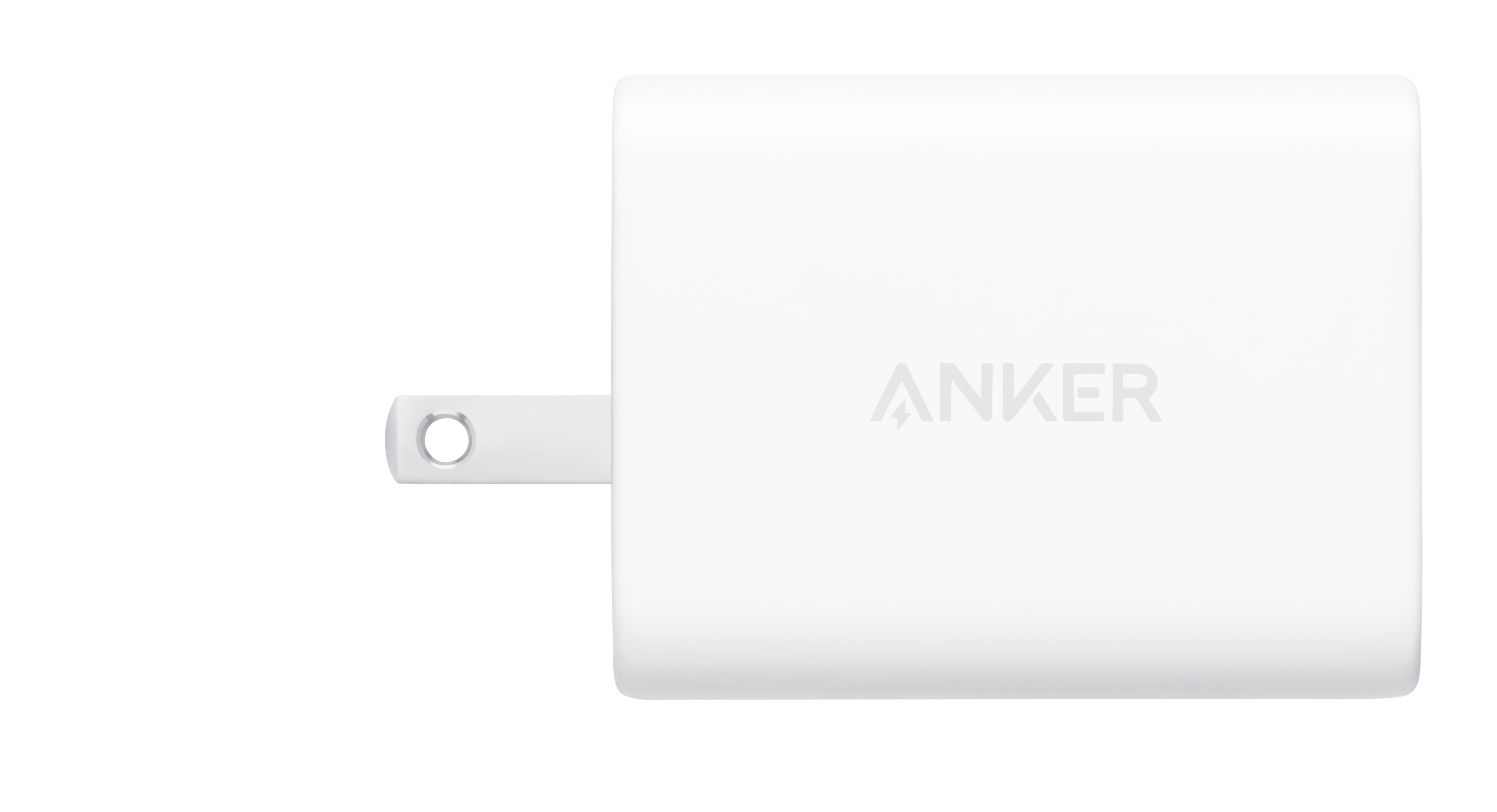 Anker Charger(70W、3ポート)。ホワイトの本体と側面のAnkerロゴ(画像:Anker/Apple Store)