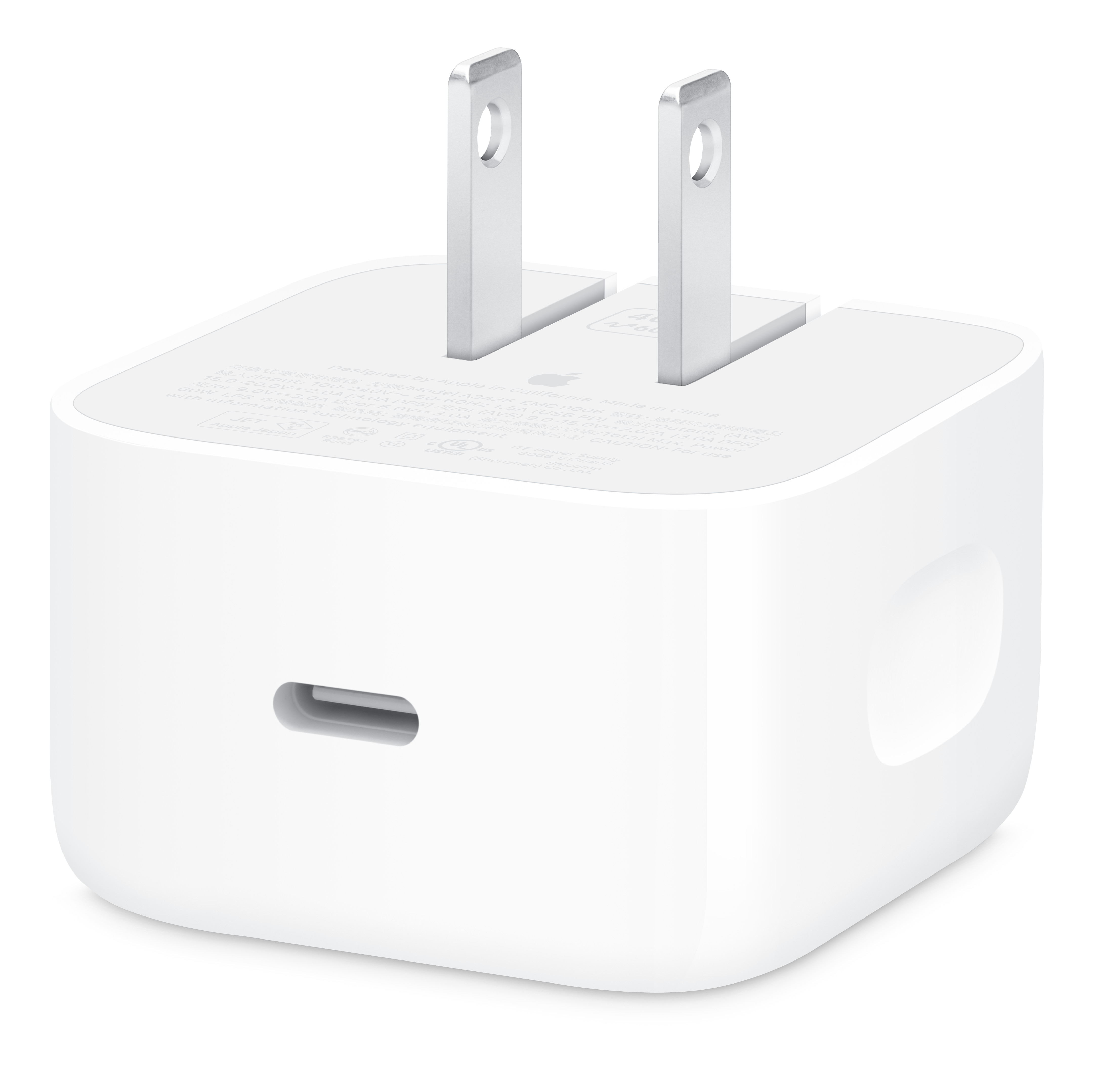 MGKQ4J/AのUSB-Cポートと開いたプラグ。公式の同一商品写真（画像：Apple）
