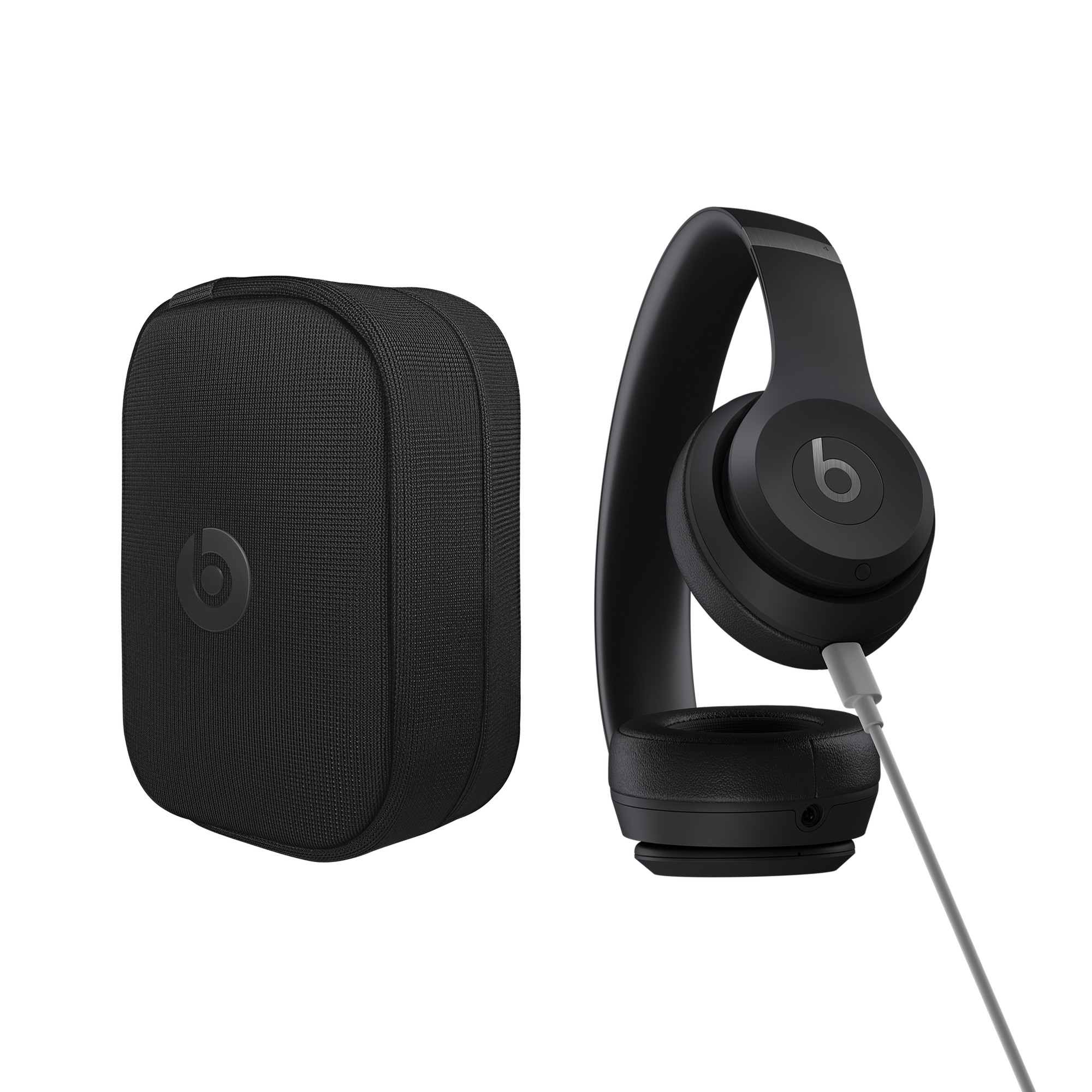 キャリングケース、折りたたんだ本体、USB-C接続の公式写真(画像:Beats/Apple)