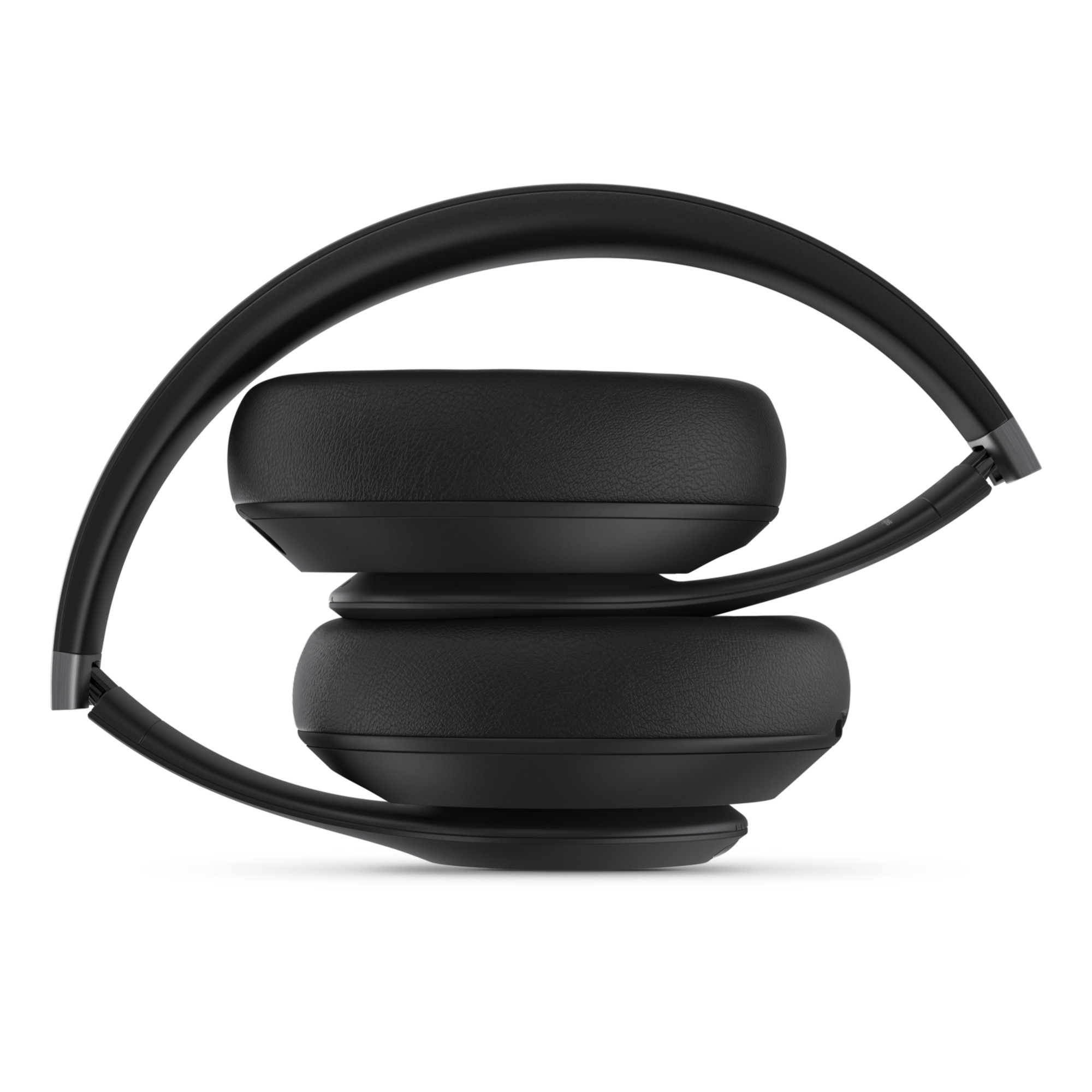 イヤーカップを内側へ折りたたんだ状態(画像:Beats/Apple)