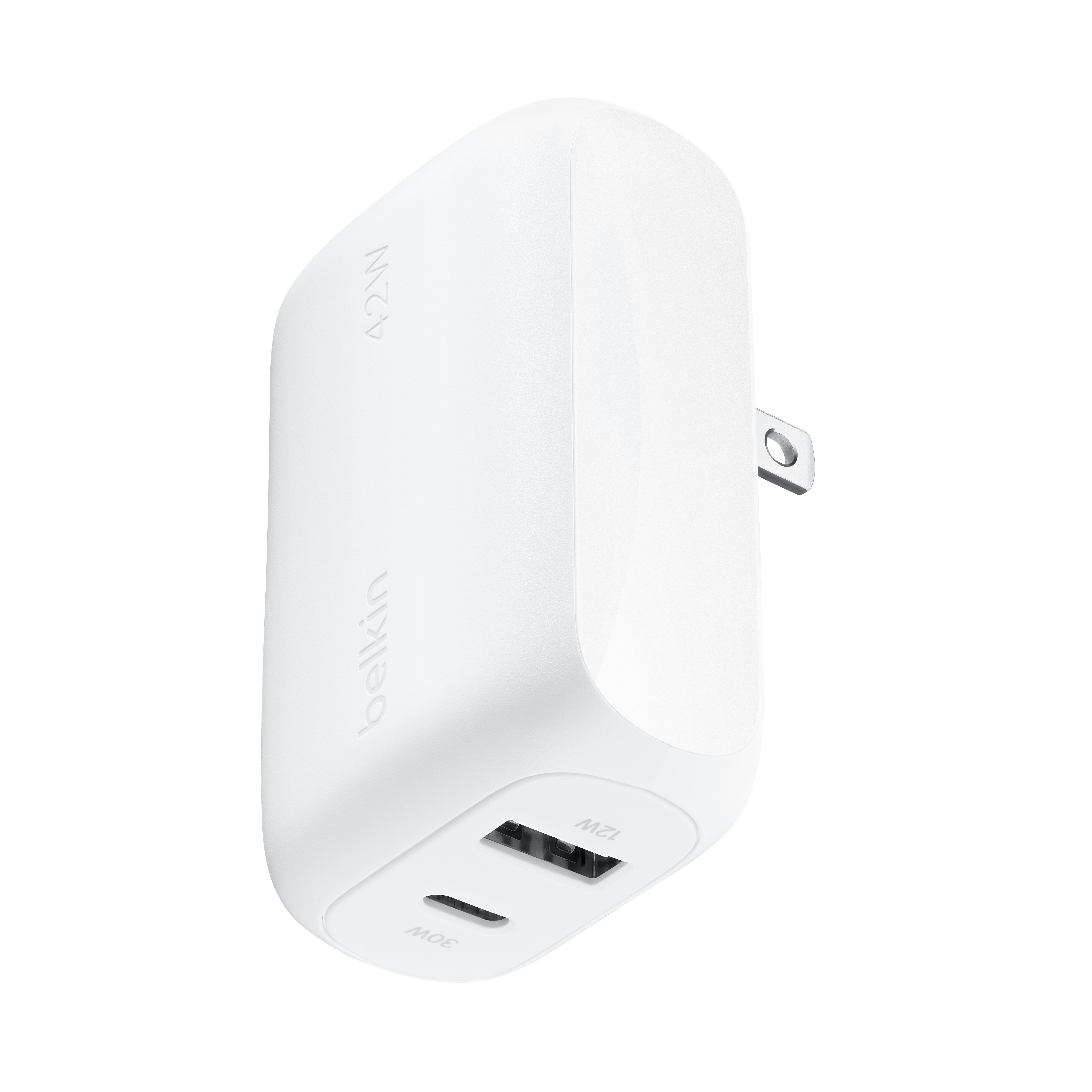 Belkin BoostCharge Dual Wall Charger 42W。USB-C 30WとUSB-A 12Wの2ポート（画像：Belkin／Apple Store）